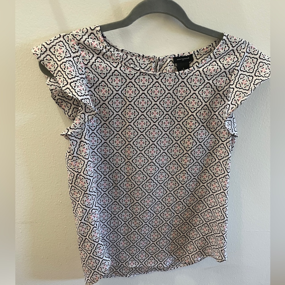 Ann Taylor black, white, and pink blouse